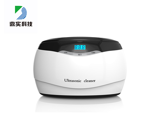 為什么現(xiàn)在越來(lái)越多的人選擇家用超聲波清洗機(jī)